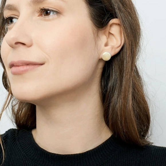 PEARL CLIP Earrings Vintage Dome 1950 Retro Lusterous Gorgeous Retro Antique - Picture 2 of 10